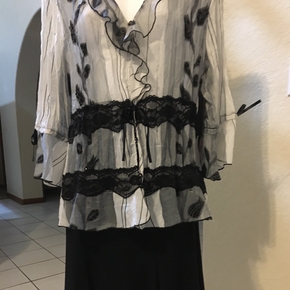 Ruffled Blouse - Picture 2 of 3